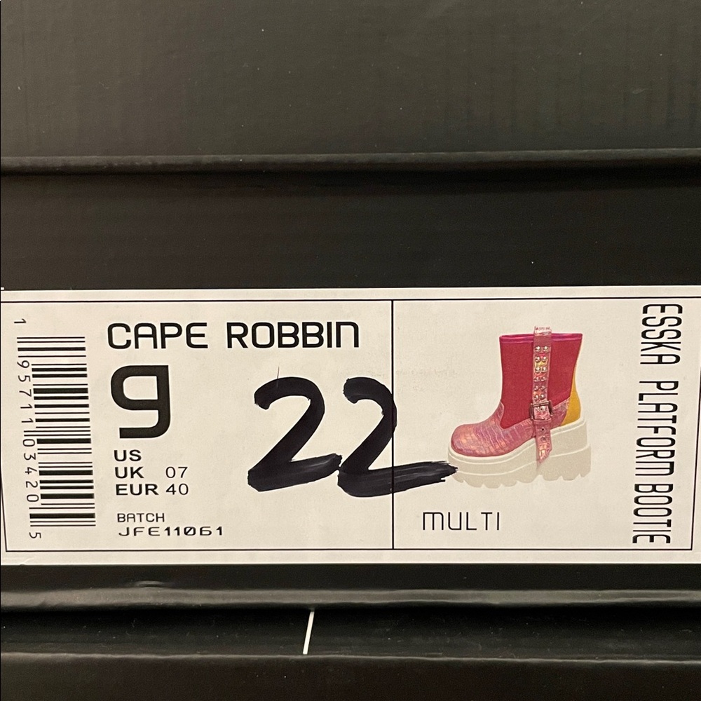 •CAPE ROBBIN• “Esska” Chunky Platform Stud Buckle Multi Ankle Boots // NIB - Picture 12 of 16